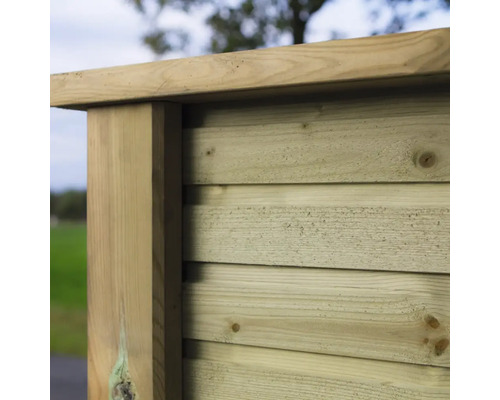 Detaljvy av en träkonstruktion med spont och not