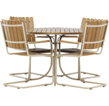 Trädgårdsbord med fyra stolar av trä och metall