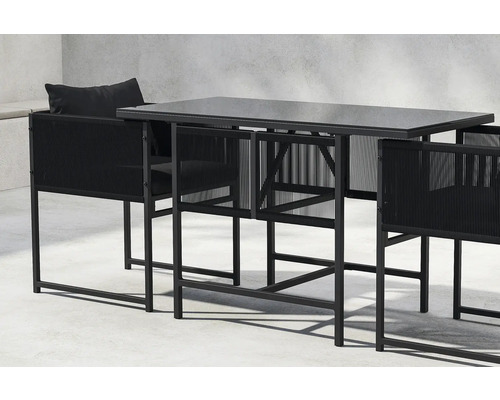 Trädgårdsbord med stolar av metall och textil