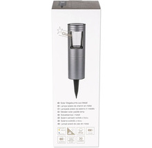 Solcellslampa i metall för trädgårdsgång