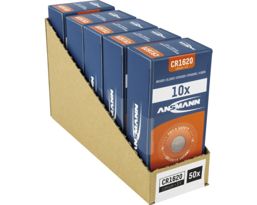 Vy av 50-pack Ansmann CR1620 litiumknappcellsbatterier i en kartongdisplay.