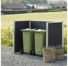 Sopkärlsskåp med två gröna soptunnor och två korgar med lavendel