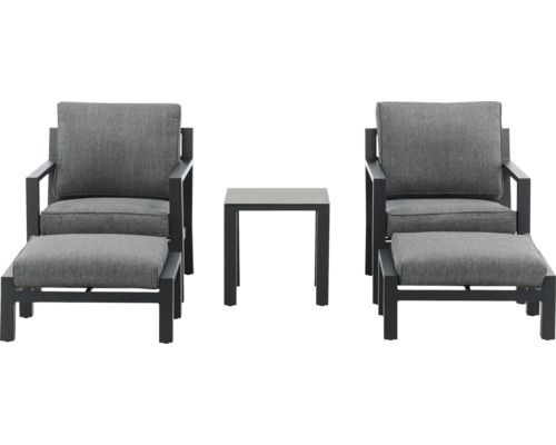 Trädgårdsmöbelset med två stolar, fotpallar och ett bord