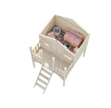 Lekstuga i trä med trappa och balkong med leksaksmöbler