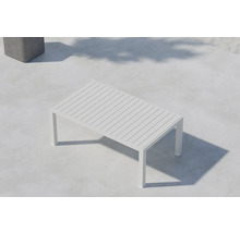 Rektangulärt trädgårdsbord med ribbad bordsskiva