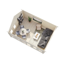 Interiörbild av ett ljust trädgårdshus i trä med möbler