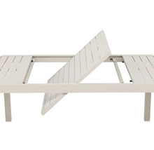 Utdragbart trädgårdsbord med utdragsfunktion