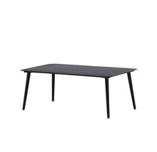 Rektangulärt trädgårdsbord med ribbmönster på bordsskivan