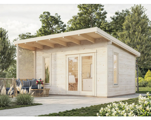 Trädgårdshus i trä med terrass och dubbla glasdörrar i trädgården