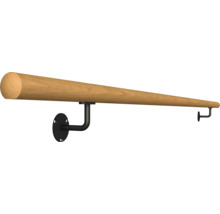 Träledstång med svarta fästen för väggmontering