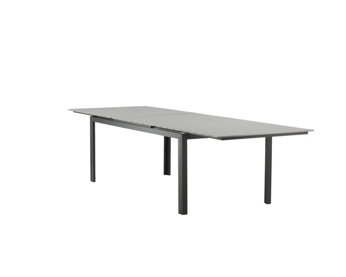 Utdragbart trädgårdsbord med metallram och räfflad bordsskiva