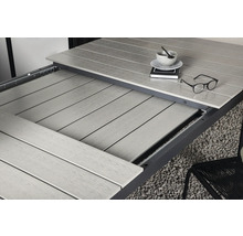 Utdragbart trädgårdsbord med ram och bordsskiva i trä