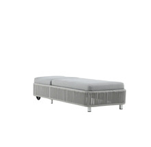 Vadderad dagsbädd med repflätning och hjul