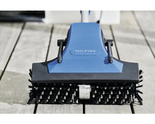 Nilfisk terrasstvätt med borstar för rengöring av terrasser
