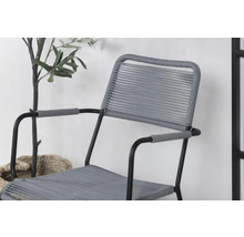 Grå stol med armstöd och svart metallram