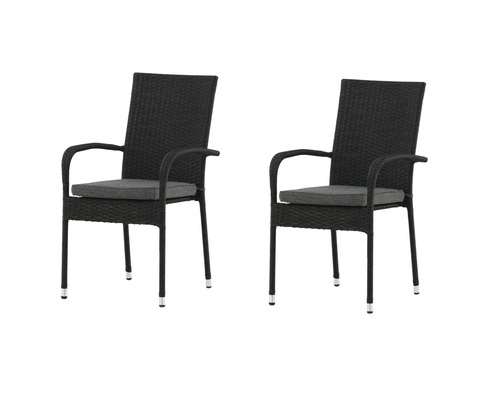 Två svarta rottingstolar med armstöd och grå sittdynor