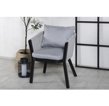 Stoppad stol med armstöd, kudde och träram