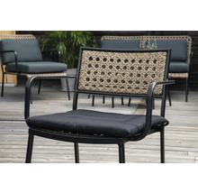 Trädgårdsstol med armstöd, sittdyna och flätad rygg