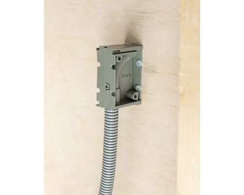 Infälld dosa med tom korrugerad kanal för elinstallation