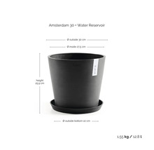 Rund blomkruka Amsterdam 30 med fat och vattenreservoar, höjd 25,9 centimeter, ytterdiameter 30 centimeter, volym 12,8 liter.