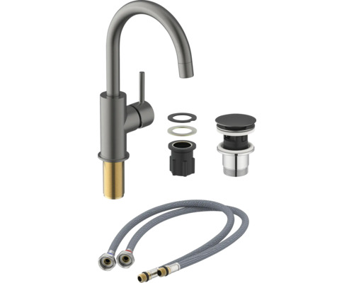 Kran med tillbehör och anslutningsslangar