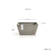 Ecopots Berlin 30 planteringskärl med måtten längd 31,2 centimeter, djup 31,2 centimeter, höjd 15,7 centimeter och 10 liter volym.