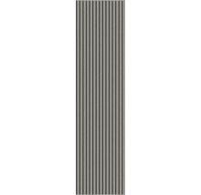 Väggpanel med ribbad trälook