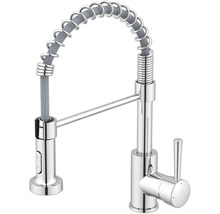 Köksblandare med flexibel pip