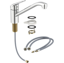 Köksblandare med monteringstillbehör och flexibla anslutningsslangar