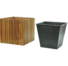 Blomlåda i trä med plastinsats för växter