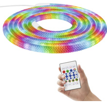 Flexibel LED-ljusslang i regnbågsfärger med fjärrkontroll för inställning av färger och ljuseffekter.