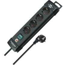 Grenuttag med fyra uttag och en strömbrytare.