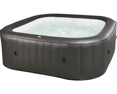 Uppblåsbar bubbelpool med vatten