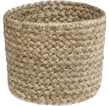 Flätad korg av naturfiber