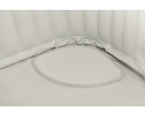 Inre vy av en uppblåsbar jacuzzi