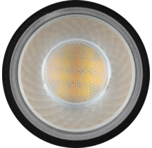 LED-reflektorlampa i framifrånvy med bikakestruktur och svart kant.