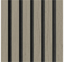 Akustikpanel med vertikala träribbor och synlig träådring.