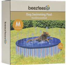 Beeztees-förpackning med logotyp, där en hund simmar i en hundpool med sprinklers