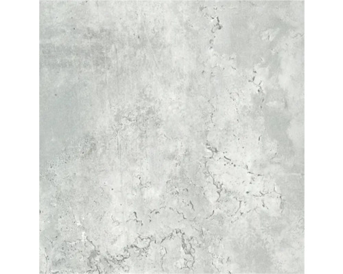 Ljusgrå kakelplatta i betongoptik och stenlook med strukturerad yta och fina sprickor.
