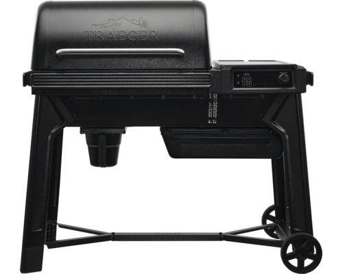 Traeger pelletgrill med lock, handtag, digital kontrollpanel och hjul.