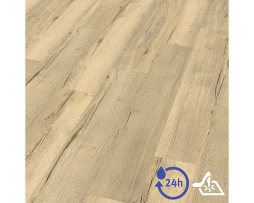 Laminatgolv med ekstruktur, 24 timmars vattenbeständighet och halkskydd.