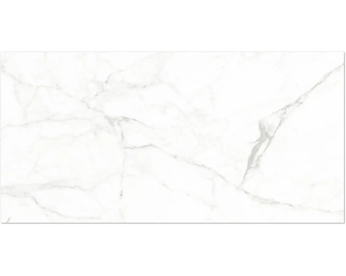 Vit kakelplatta i marmorimitation med grå ådring.