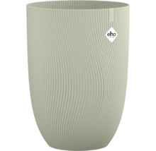 Hög blomkruka i plast med räfflad yta och Elho Logo.
