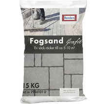 15 kilogram säck med Benders Fogsand fogsand, illustration av användning på marksten och Benders Logo.