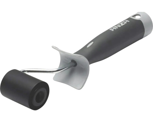 Skarvrulle från Anza med ergonomiskt handtag för tapetsering.