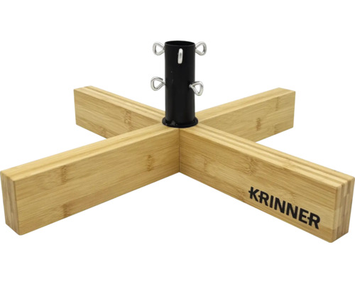 Krinner julgransfot med korsfot av bambu och svart metallhållare. Krinner julgransfot med korsfot av bambu och svart metallhållare.
