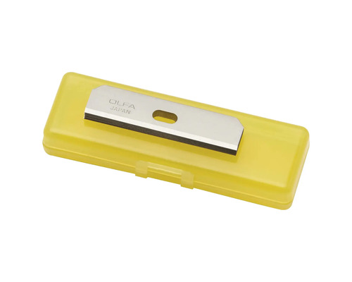 OLFA reservblad för skrapor av stål i en gul plastask.
