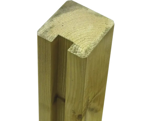 Trästolpe med integrerat spår för staketbygge av naturträ.