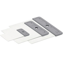 Set med tre japanspacklar i bredderna 50 millimeter, 75 millimeter och 100 millimeter med grått plasthandtag.