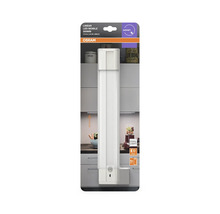 Vit OSRAM Linear LED Mobile 300 millimeter bänkarmatur med rörelsesensor, batteridriven, 174 lumen, 2,9 watt, 4000 kelvin.
